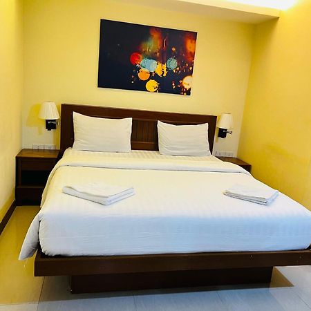 Patong Terrace Hotel Exterior photo